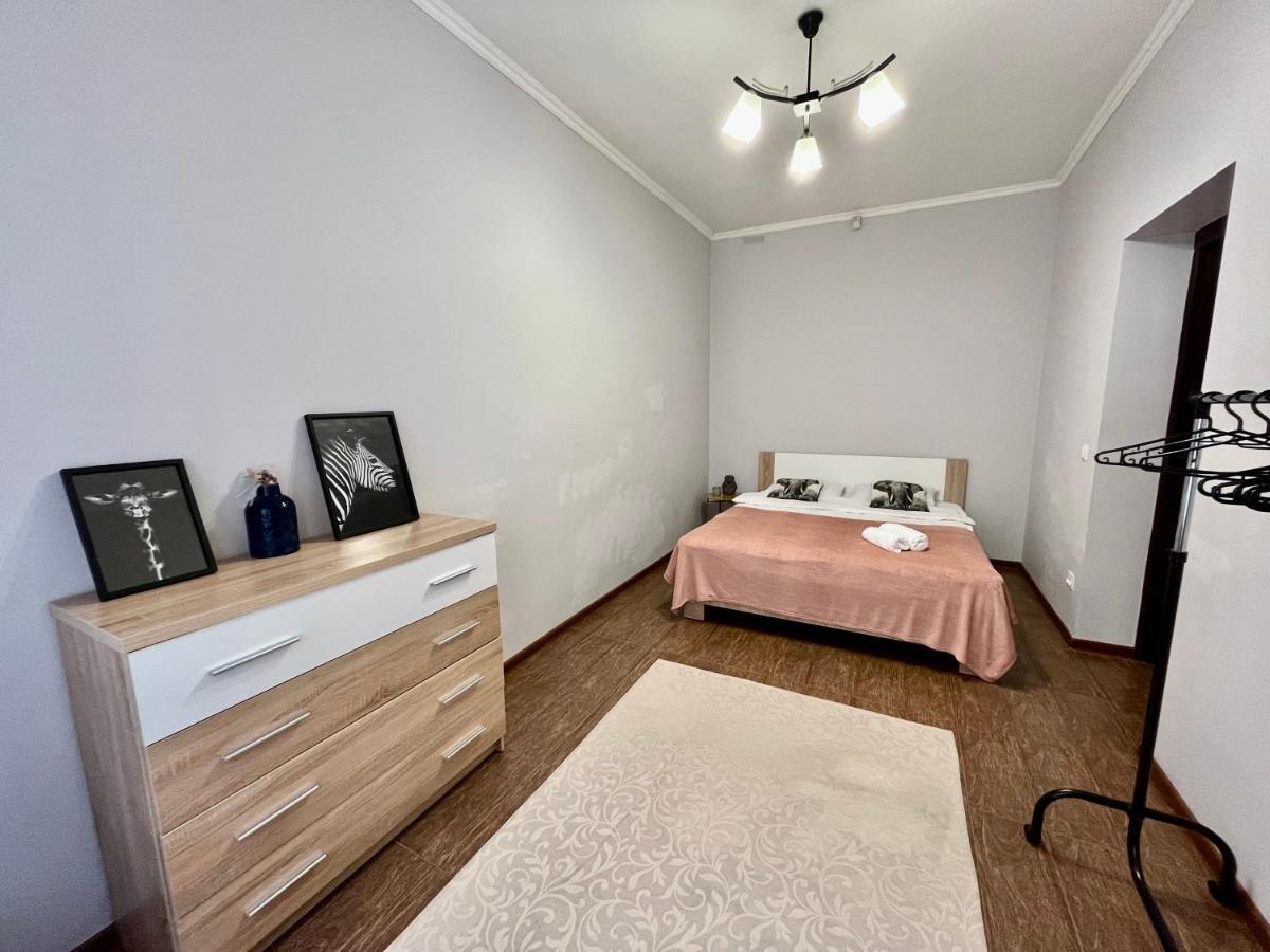 Old City Apartment With Parking Lviv Extérieur photo