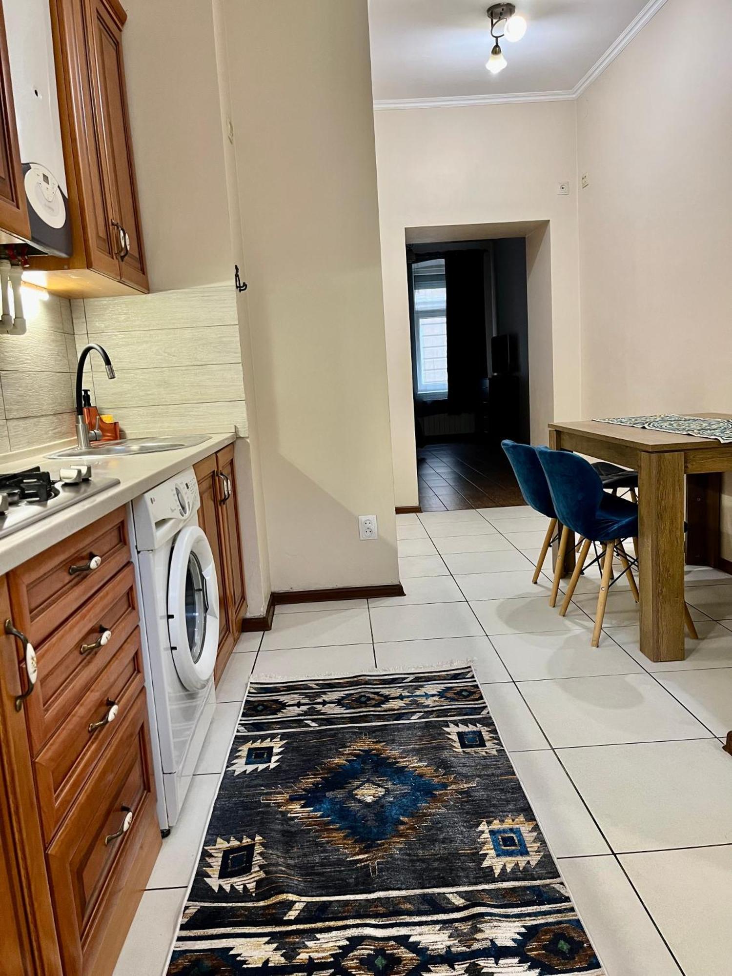 Old City Apartment With Parking Lviv Extérieur photo